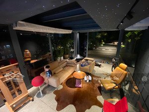 bán penthouse sky 2 ecopark 300m2 đẳng cấp, 140m2 sân vườn full nội thất, giá siêu hợp lý