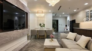 chính chủ gửi bán- rẻ hơn thị trường- vinhomes central park- 3 pn- 2wc- 16,5 ty