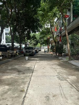 bán nhà phân lô nguyễn cơ thạch 55m2, mt 4.8m, kinh doanh đỉnh, giá 24 tỷ.