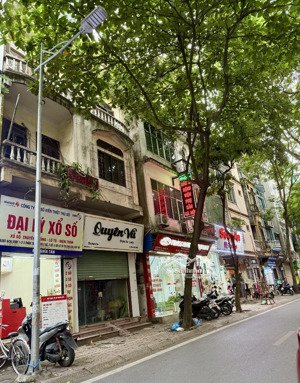 hàng hiếm mặt phố nghĩa tân nhà 3 tầng chủ cán bộ cao cấp bán riêng có thương lượng