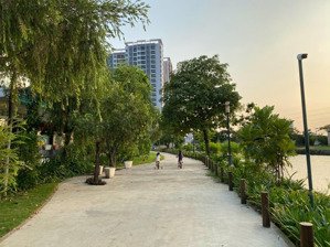 bán biệt thự song lập lucasta full nội thất đẹp, đối diện sân chơi trẻ em, giá 25.5 tỷ