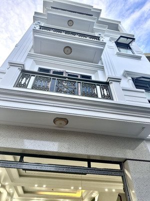 nhà lô góc mặt ngõ 4 tầng phủ thượng đoạn - hải an. oto đỗ cửa