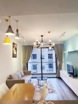 cho thuê 1pn 2pn 3pn cc the gold view 346 bến vân đồn, quận 4 ! căn 80m2 2pn 2wc full nội