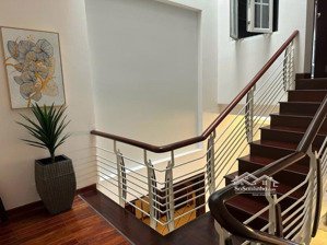 mặt tiền nguyễn thị nhỏ, phường 15, quận 11, dt: 4m x 18m, 4 tầng, giá 17 tỷ tl