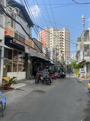 nhà mặt tiền quận 8, 5x14m, 1 lầu gần aeon mall, đi q1,5,6,7 chỉ vài phút