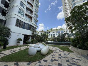 cần bán 1 pn giá tốt, tầng cao, view sông tại zeit river, view ngắm sông & lm81. tân: 