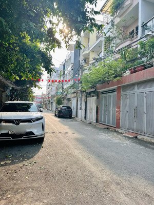 bán nhà 2 mặt tiền hẻm xe hơi 8m văn chung hoàng hoa thám p13 tân bình-60m2 x 3tầng -chỉ 10tỷ nhỉnh