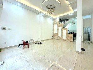 nhà bán xô viết nghệ tĩnh ngay hàng xanh bình thạnh, hxh 3 tầng, ngang 5m, vuông đẹp, dân trí cao