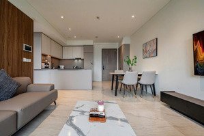 căn 52m2 chuyển nhượng gấp khách đinh cư nước ngoài 2pn - sổ hồng sẳn - hđ thuê sẵn