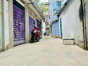 nhà hẻm 15 đường trần bình trọng, p.5, bình thạnh, 2 tầng, giá 1,8 tỷ