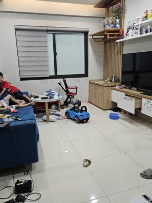 chính chủ cần bán căn 2 ngủ, 2wc, full nội thất tòa hh2 xuân mai, dương nội, hà đông. lh 