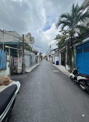 mặt tiền đường nhựa 6,5m 130m - hiệp bình phước