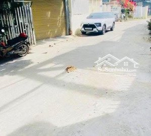 hàng xóm siêu chung cư sang xịn q4
siêu phẩm bến vân đồn xe hơi vi vuuu
bán đất tặng nhà c4