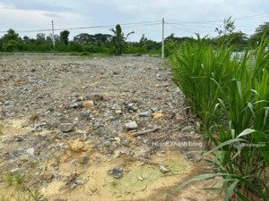 cần bán gấp đất gần bệnh viện hoàn mỹ bình phước mt đ. dt741 tiến hưng đồng xoài bình phước 750tr