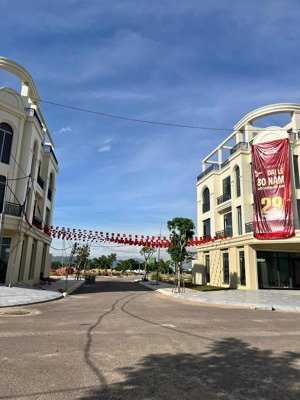 sản phẩm của pdr đất nền sổ đỏ quy nhơn iconic