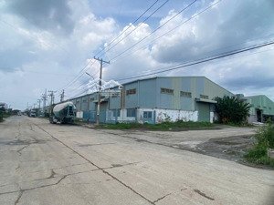 cho thuê kho xưởng ở cụm cn quốc giang long an, 2040m2