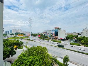 mặt phố nguyễn thanh bình 7 tầng thang máy dòng tiền 70tr/tháng vỉa hè 6m ôtô tránh view vườn hoa