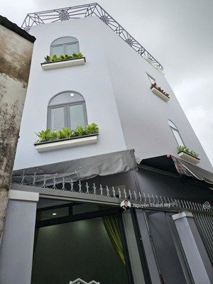 nhà đẹp 3 tầng sát mt nguyễn văn quá, chợ cây sộp