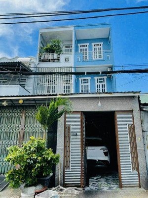 nhà đẹp mt 3 tầng - xe hơi ngủ nhà mai hắc đế - nhỉnh 8 tỷ