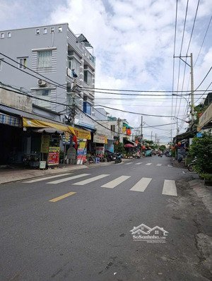 nhà 3 tầng - ngang khủng 10m vuông vức - quận 8 - shr hoàn công đủ - chỉ 5.3 tỷ