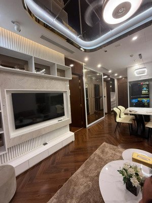 cho thuê căn hộ 2 ngủ diamond crown hải phòng full nội thất cao cấp, chỉ 15 triệu/tháng