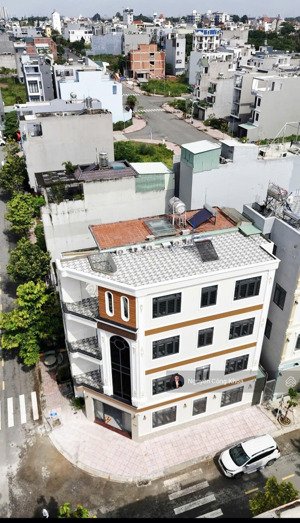 bán nhà đúc 4 tấm hoàn công, 2 mặt tiền, full nội thất, gần làng đhqg 900m, p.bình an, tp.dĩ an