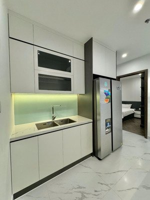 cho thuê căn hộ sang trọng với giá cực hời: 2pn, view sông, nội thất cao cấp, chỉ 12 triệu/tháng!