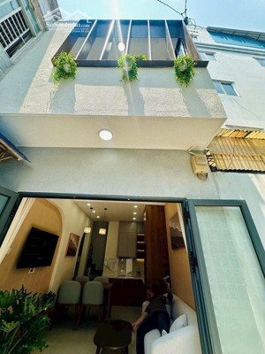 bán nhà siêu phẩm 3 tầng - giáp quận 1 - gần mặt tiên lê văn duyệt, p1, bình thạnh, giá nhỉnh 4 tỷ