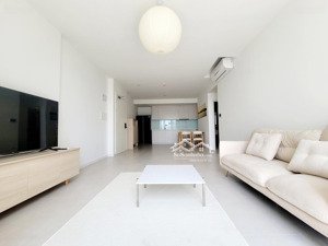 bán thu hồi vốn (giá gốc) căn 2pn sân vườn urban green giá 6.3 tỷ , dt 100m2, sân vườn 20m2