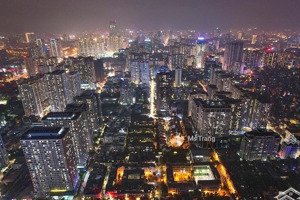 tòa văn phòng láng hạ ba đình, 125m2x9t,mt 8.8m, gara, thông sàn, thang máy, ôtô tránh, dt 2 tỷ/năm