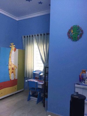 bán nhà mặt tiền hẻm heo mọi hiệp thành 5 x23 tc 75m2
nhà 1 trệt 1 lầu đã hoàn công