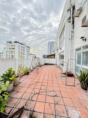 bán gấp ch đẹp 324m2, 4pn, 3wc tại sky garden ii, 15,6 tỷ vnd