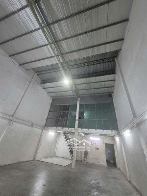 cho thuê kho xưởng 8x22m, lửng, điện 3pha, tải 8tấn, sx, gia công, chứa kho, giá 20tr tl