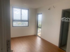 cho thuê căn hộ chung cư vĩnh lộc a (dgold)
lầu 10 - gồm 2 phòng ngủ-2 wc.giá thuê 4.5triệu/ ở liên