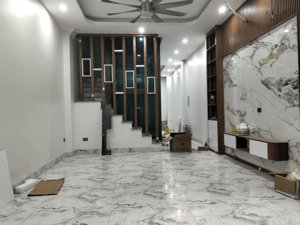 bán nhà kiến hưng, hà đông 60m, 5 tầng, thang máy nhỉnh 8tỷ, mới keeng.