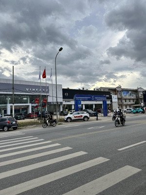 lô đất 4.500.000m2 mặt phố quang trung có giấy phép xây toà vp, chung cư 29 tầng giá 450 tỷ