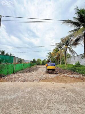 Bán đất chiều ngang 10m dài 27m lộ oto giá 2,5 tỷ