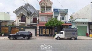 chủ gửi bán căn nhà lầu trệt đường d1-kdc vietsing cực rẻ