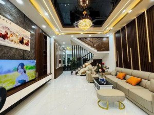 bán nhà đẹp trịnh đình cửu! 66m2 x 5t x 10..tỷ - dân xây - lô góc - ngõ mênh mông - ở & đầu tư đẹp