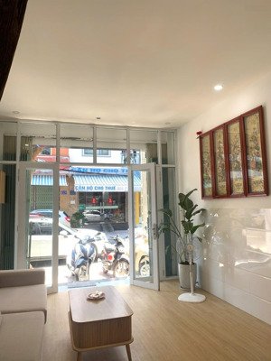 bán nr 3pn 2wc tại hoàng văn thụ, phương sài, nha trang, 14 tỷ, 111,9m2 chỉ với giá tốt