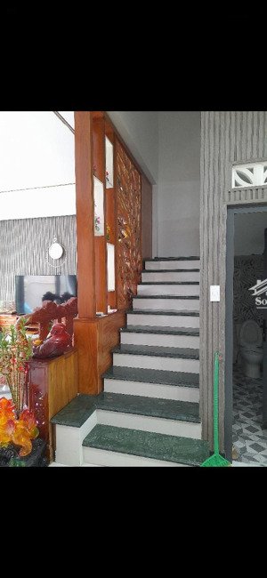 nhà đẹp 4 tầng - sát mặttiền - hxh - ngan gần 7 - dt: 82m2 - 9 tỷ hơn