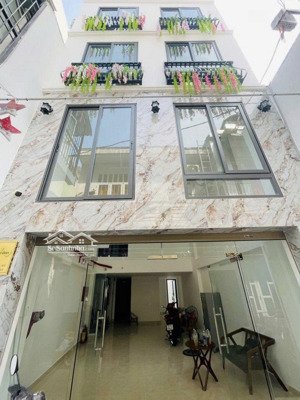 bán gấp chdv 15p duplex cao cấp ngay trường sa, q3, doanh thu 120tr/tháng, lợi nhuận 10%/năm
