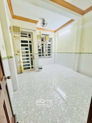 bán nhà hxh âu cơ p9 tân bình 4x14m 3 tầng 3pn 4wc giá 6ty2