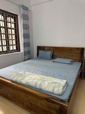 bán nhà phạm tuấn tài cầu giấy dt55m2 5t mt4.8m giá 23 tỷ ôtô tránh khu vực kinh doanh sầm uất