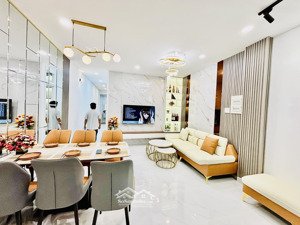 siêu phẩm tân bình 4.2x13m 1 trệt 1 lầu 3pn 2wc full nội thất