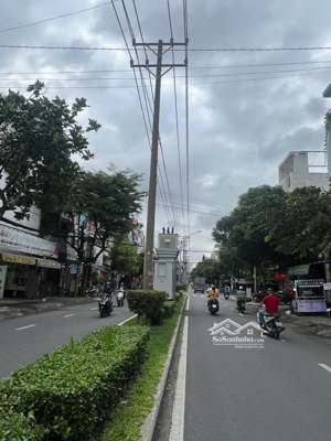 mtkd nguyễn cửu đàm- tân sơn nhì. q tân phú. dt: 4,05x12m. 5 tầng. giá : 11,5 tỷ tl