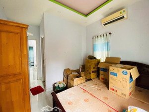 siêu phẩm góc 3 mặt tiền thông thoáng thới an giá tốt 72m2 4 lầu kien cố chi nhỉnh 6 ty thới an q12