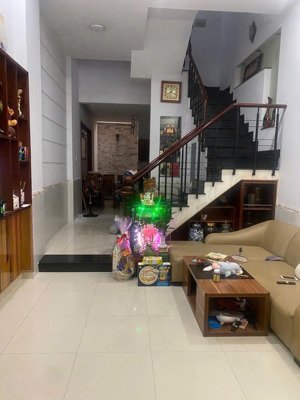 siêu phẩm 4 tầng (4.5x18) hxh 6m, p.6, gần bệnh viện quân y 175, giảm mạnh 500tr, giá chỉ 100tr/m2