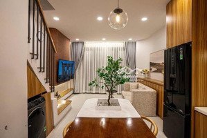 bán nhà chính chủ - hẻm một trục - 8m - gần sân bay - 3 tầng - ngang 4 - dài 18 - giá 16.xtỷ