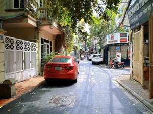bán gấp nhà ngõ 34 hoàng cầu thông nguyễn phúc lai-10m ra phố- 48m 5 tầng hơn 10 tỷ- nhà đẹp thoáng